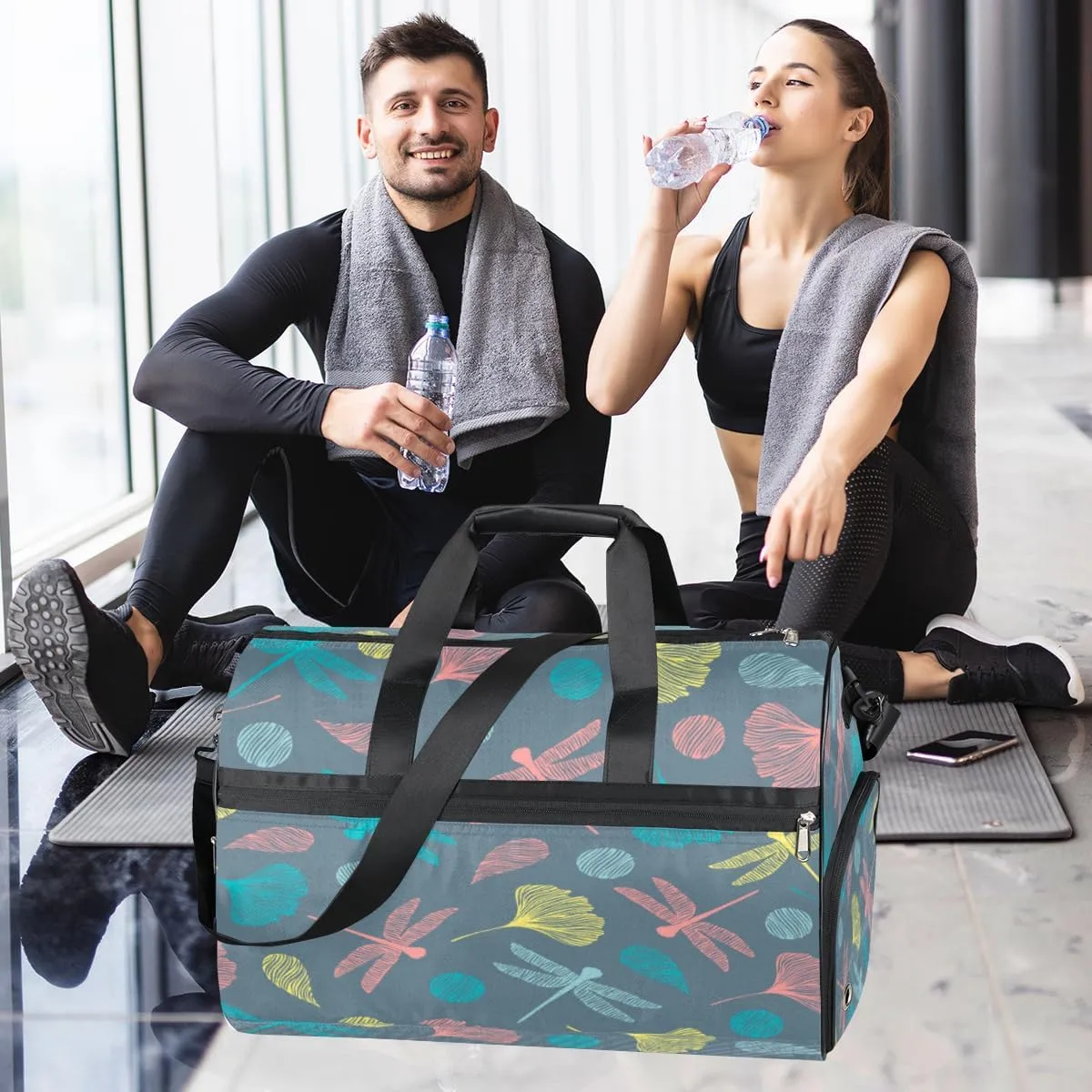 Cute Dragonflies Sports Gym Bag for Women Men Travel Duffel Bag with Wet Pocket & Shoes Compartment Waterproof Weekender Overnight Tote Carry on Bag Lightweight